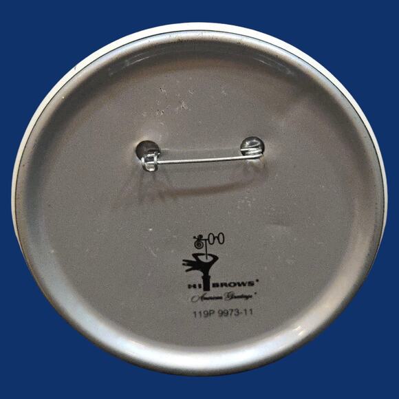 St. Patrick's 1980 Leprechaun Power Button & Vintage Casino Lucky Irish Keychain - Picture 4 of 13